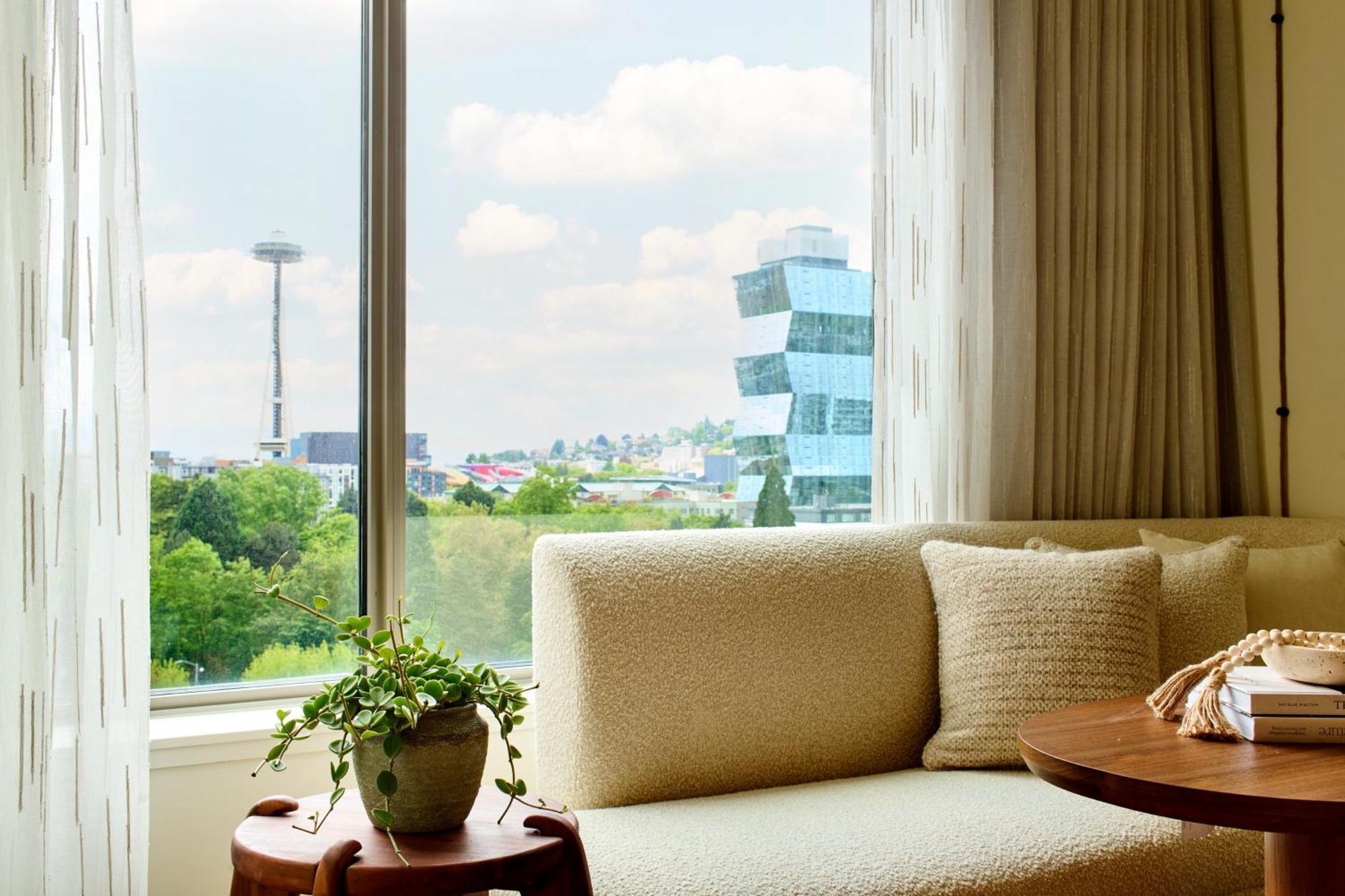 Hotel 1 5*